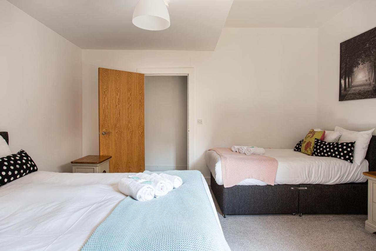 Modern Luxury Apartment, Sleeps 6, Best Location Belfast Exterior photo